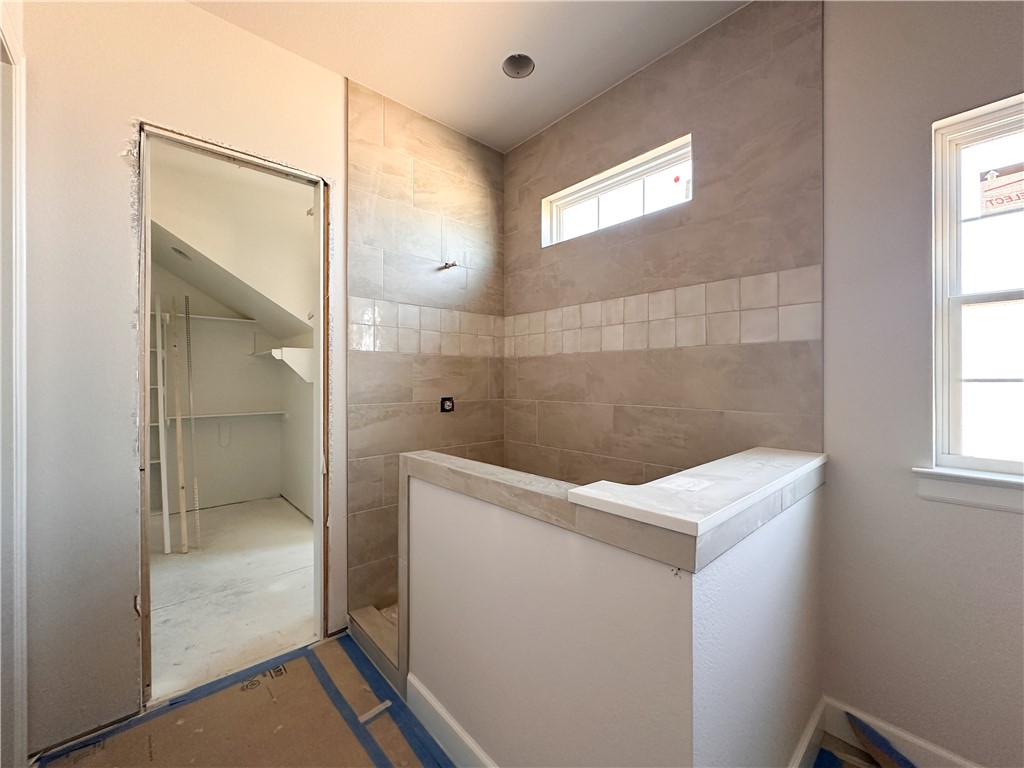 County Line Square - Residential