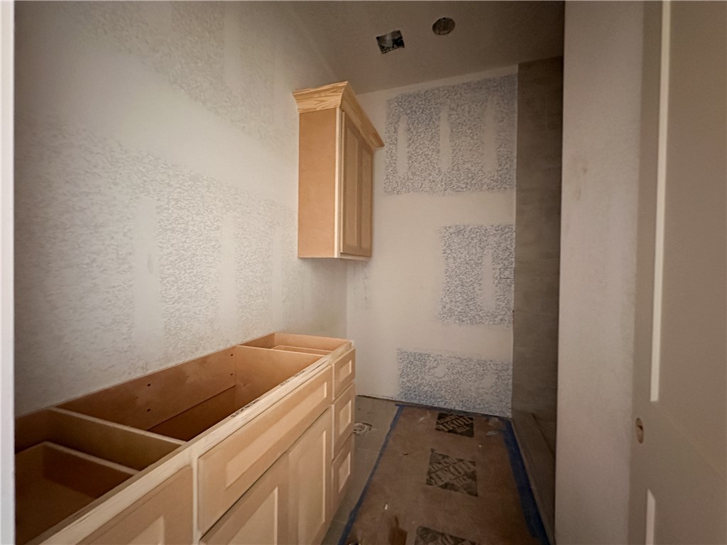 County Line Square - Residential