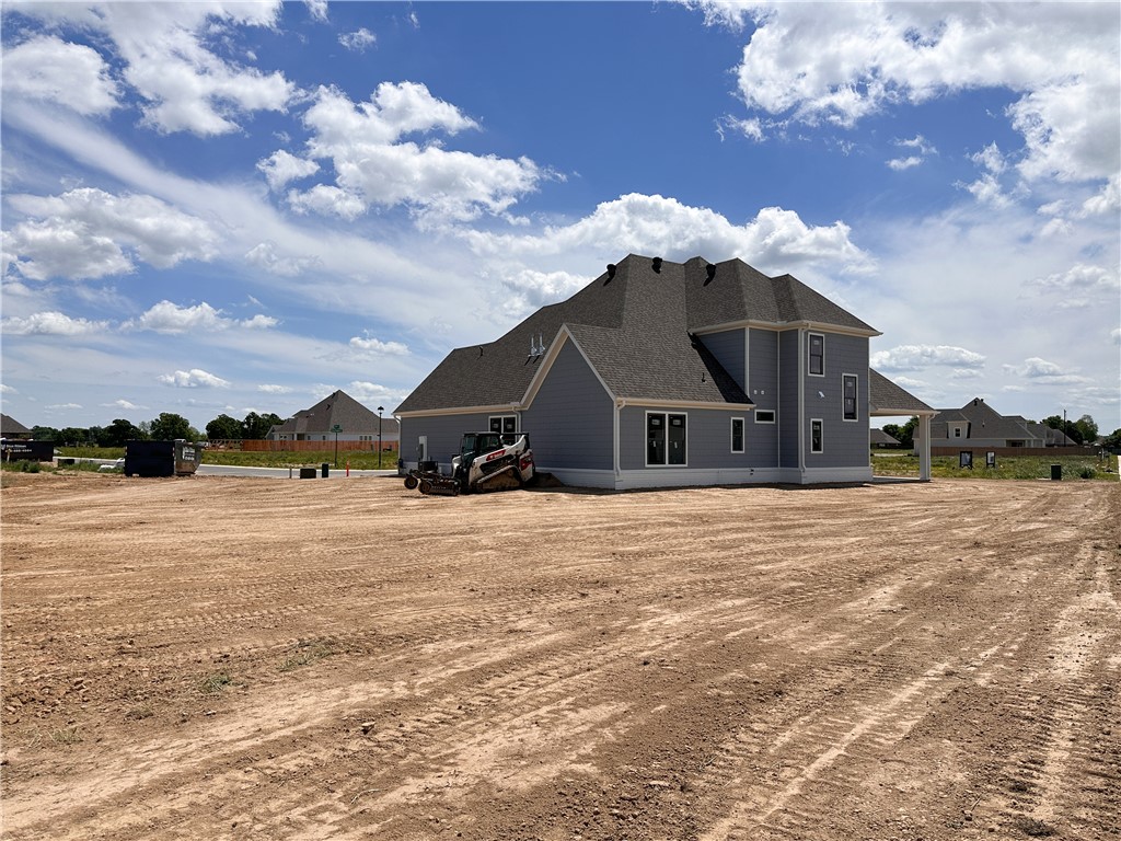 County Line Square - Residential
