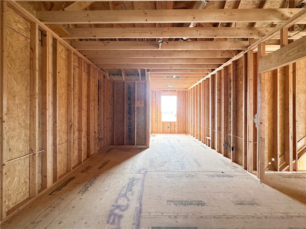 County Line Square - Residential