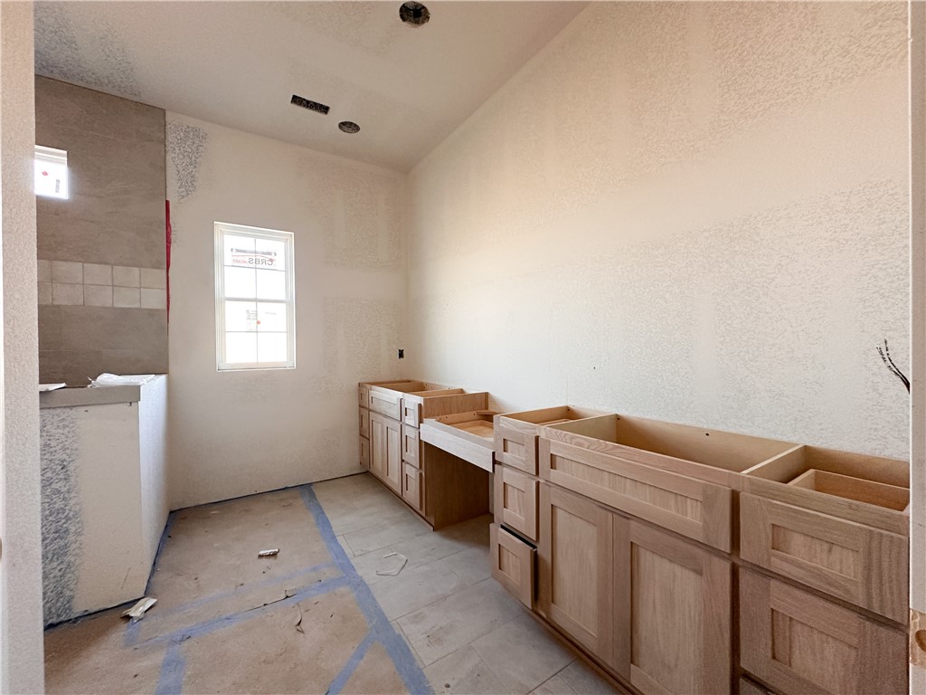 County Line Square - Residential