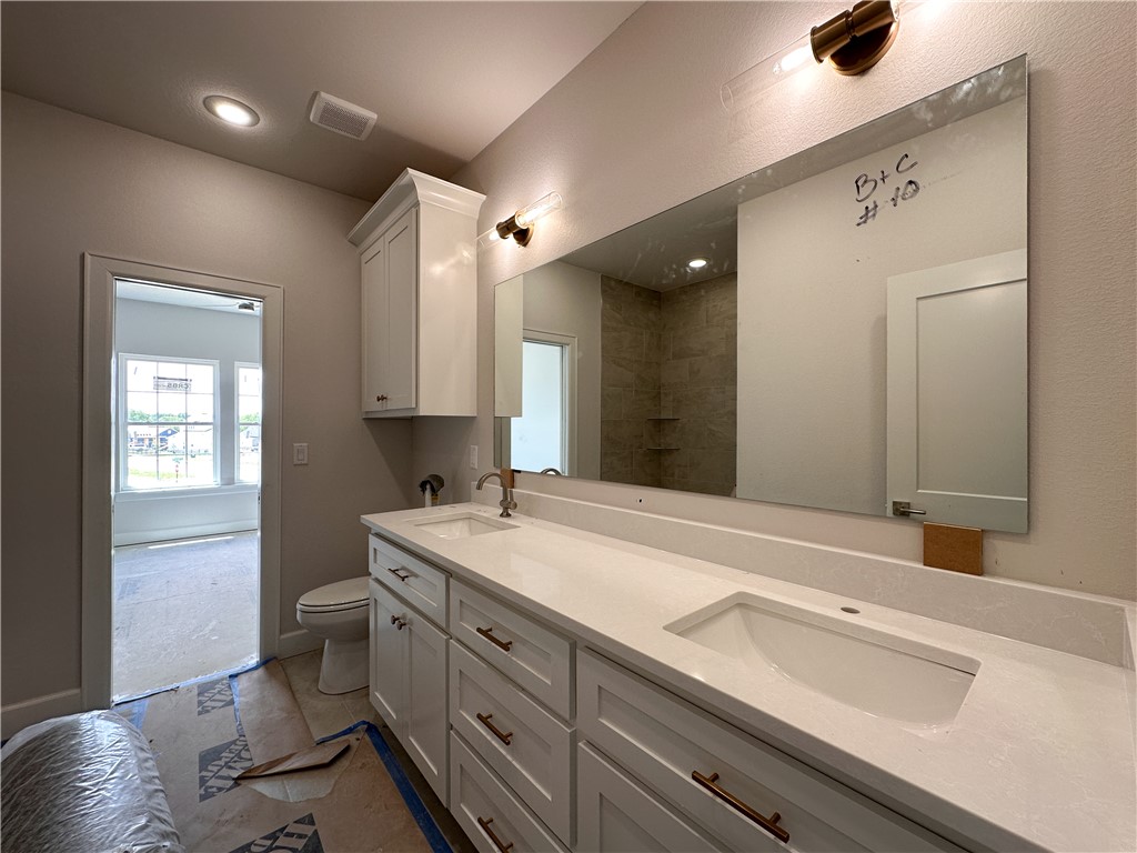 County Line Square - Residential