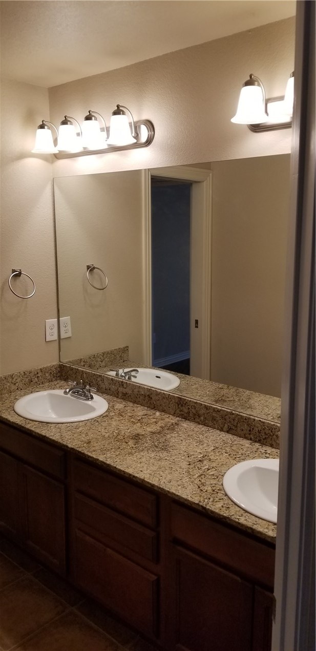 Rupple Row Sub - Residential Lease
