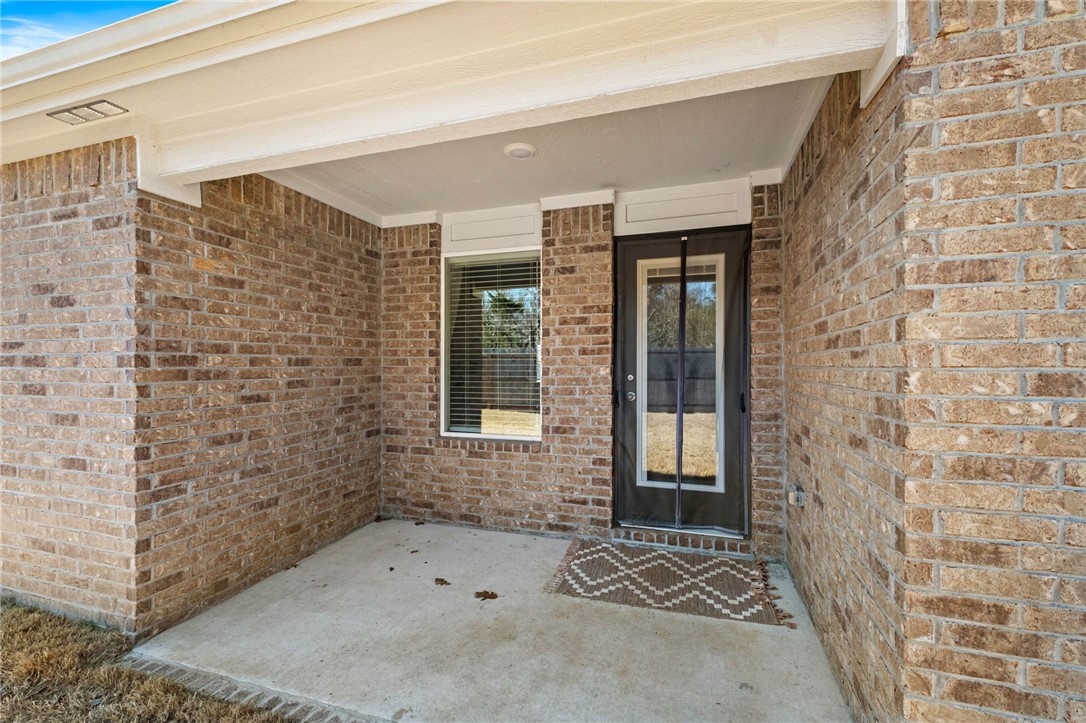 Cottonwood Place Sub Rogers - Residential Lease