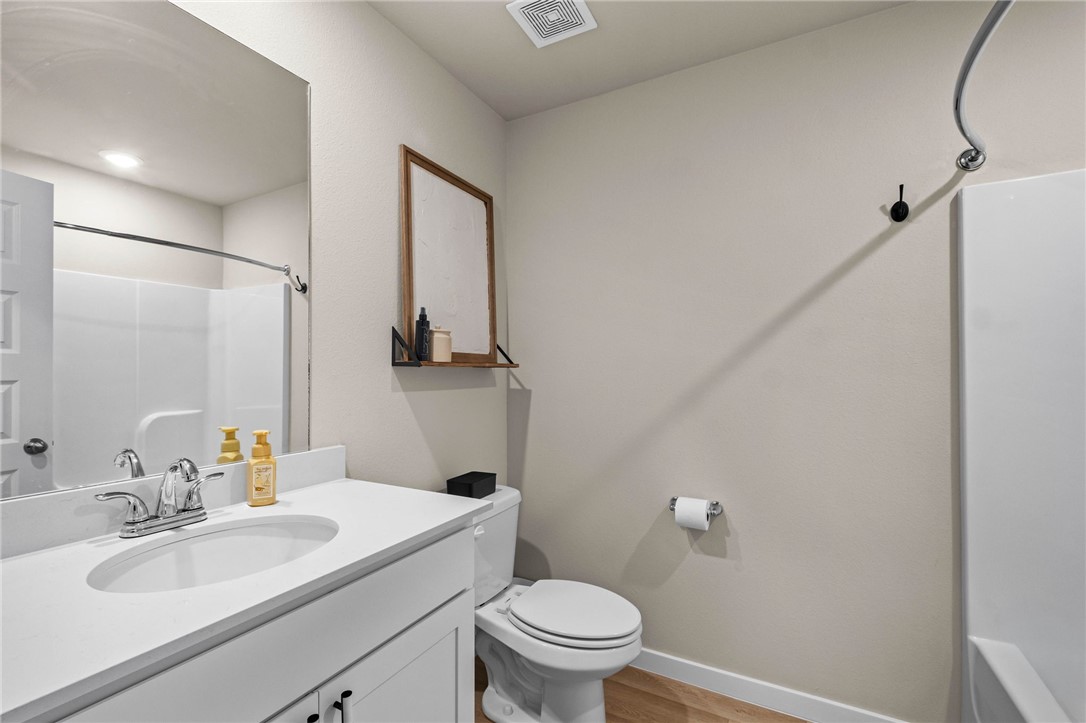 Cottonwood Place Sub Rogers - Residential Lease