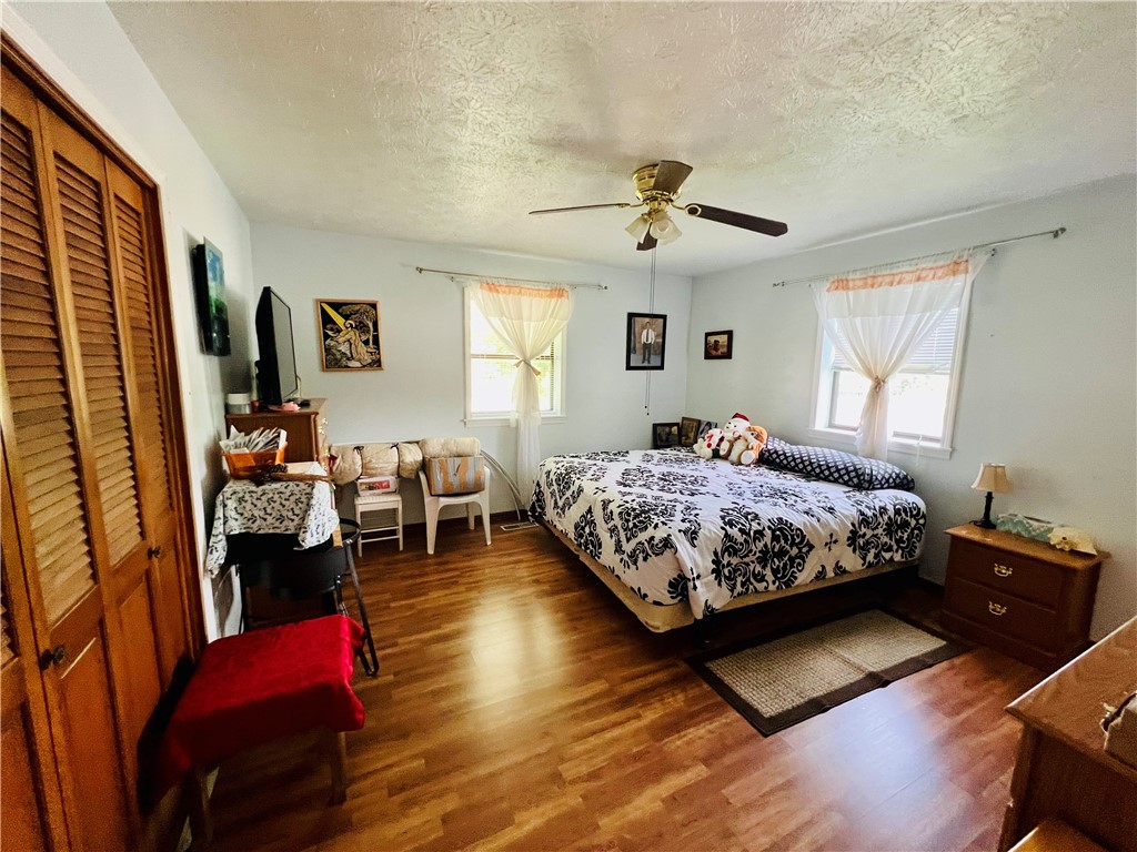 CIRCLE DRIVE - Residential