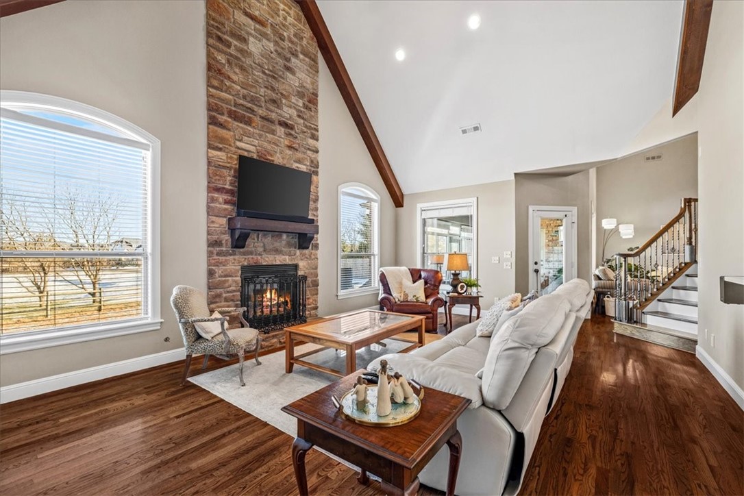 Shadow Valley Pud Ph Vii Rogers - Residential