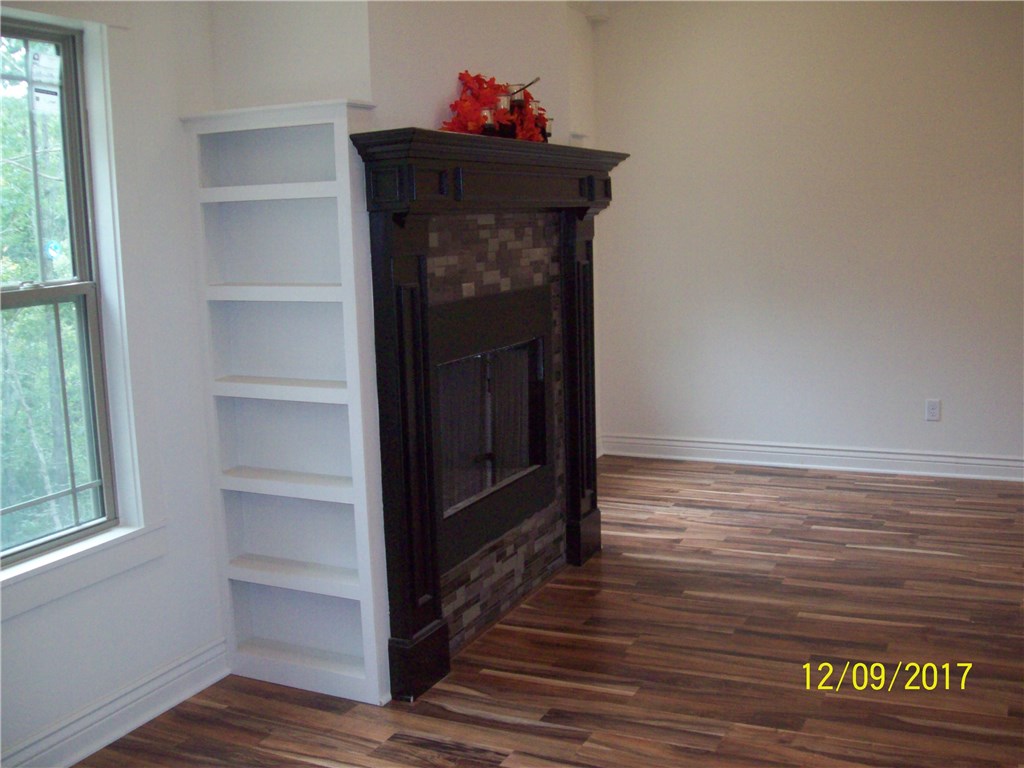 Warwick Sub Bvv - Residential