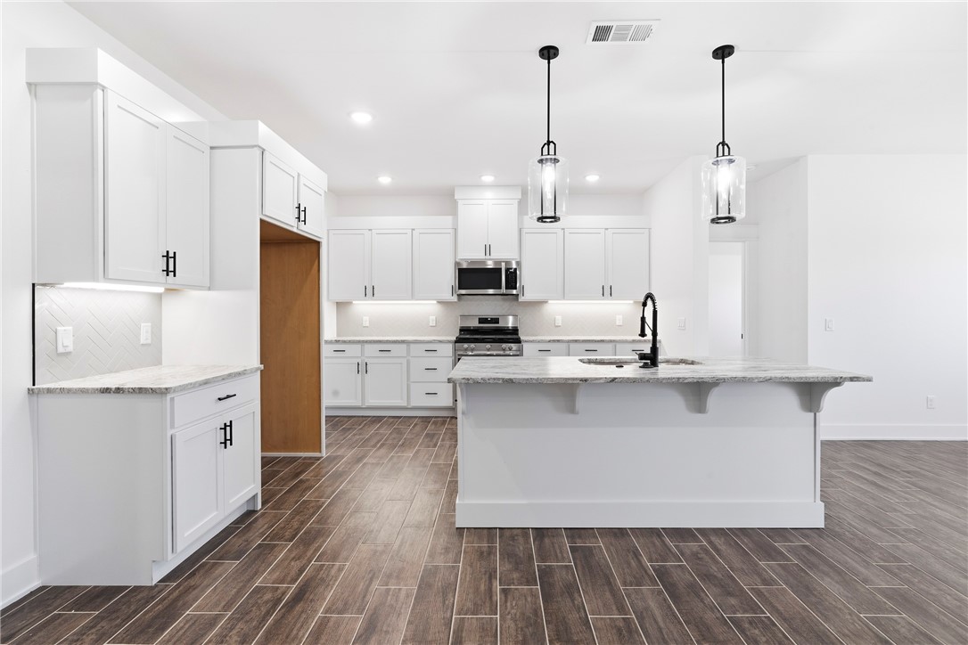 Summerfield Subdivision - Residential Lease