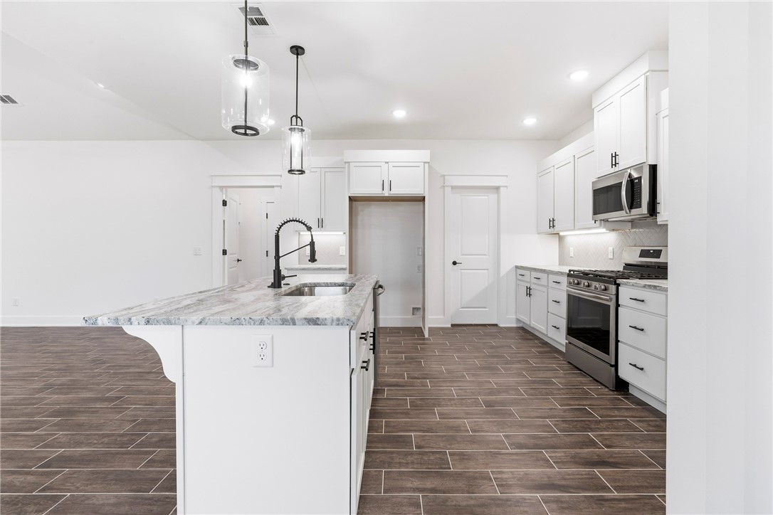 Summerfield Subdivision - Residential Lease