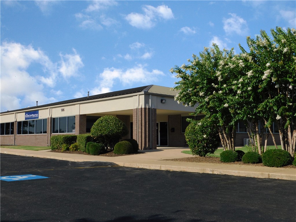 * Closest office park to the new Walmart Global Campus.
* On-site property management.
* Direct access to I-49.
* Amenities include: on-site fitness center, mountain bike trail, hotel, day care and restaurant.
* Security deposit equal to first month rent.
* Tenant pays phone, internet and janitorial service.