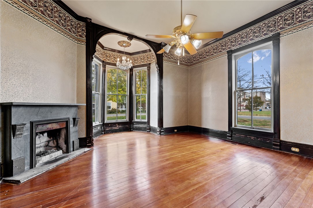 Railroad - Residential