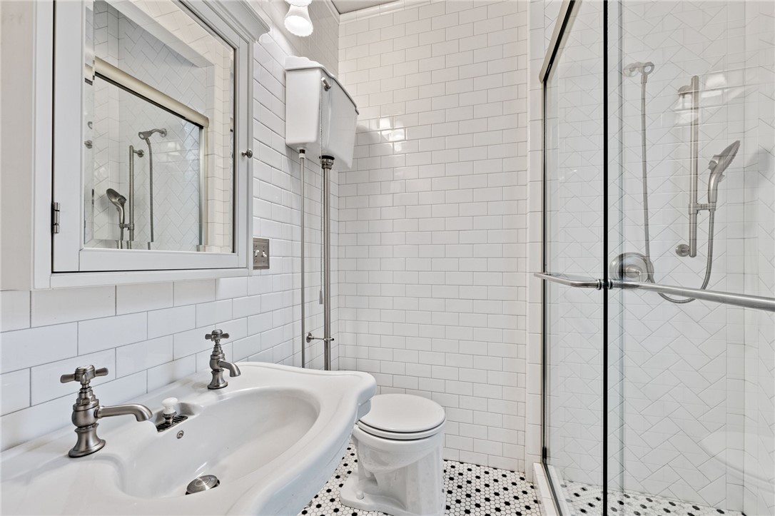 Railroad - Residential