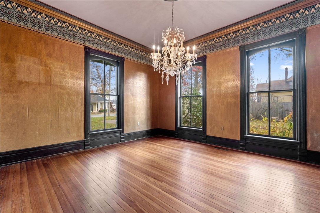 Railroad - Residential