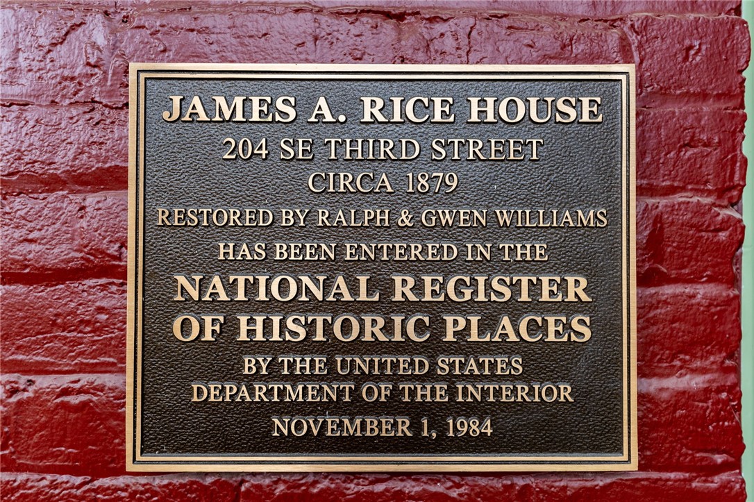 Railroad - Residential