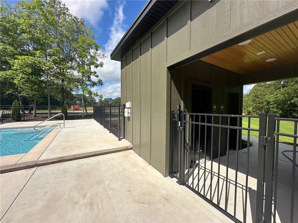 Blackberry Ridge - Residential