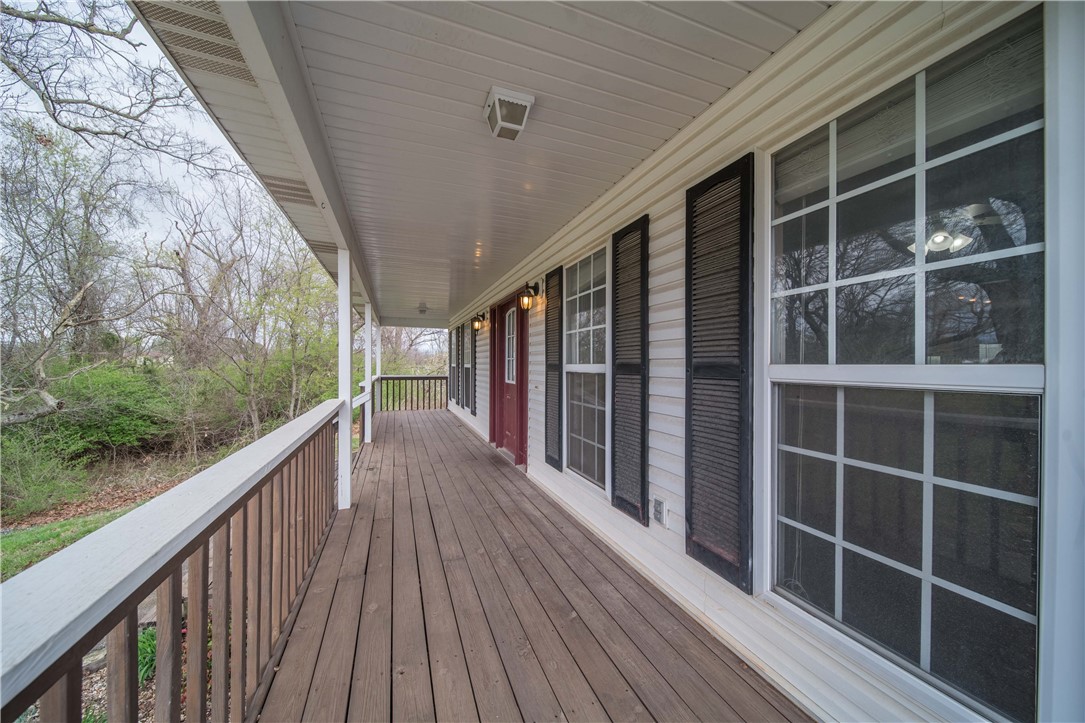20-18-30-Springdale - Residential