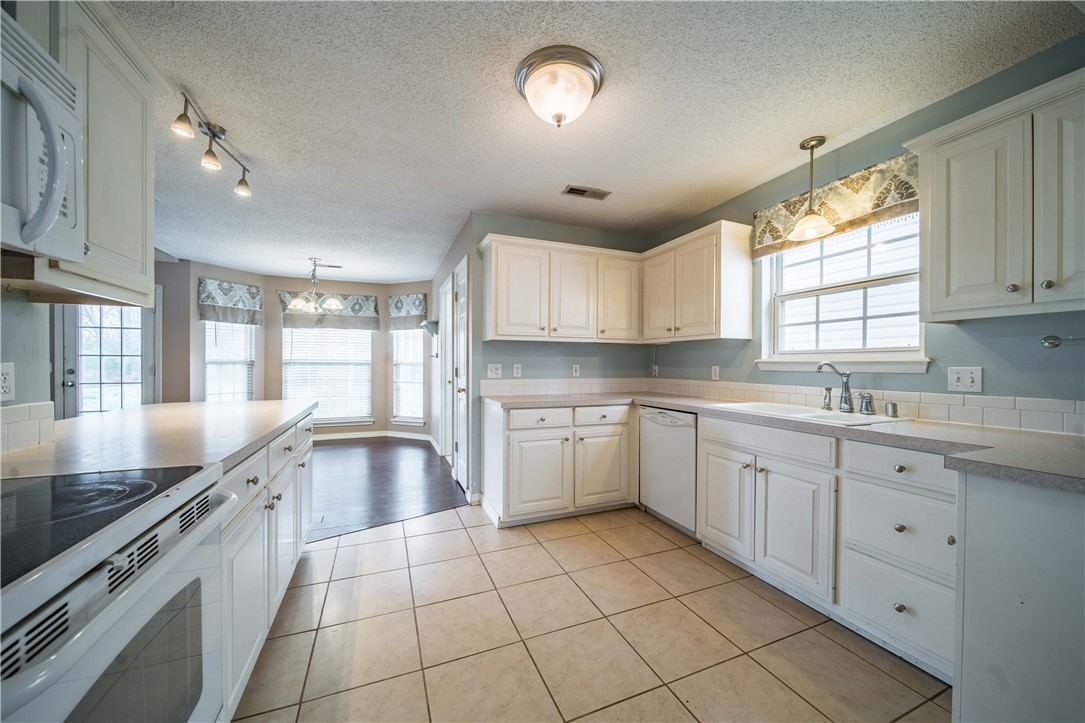 20-18-30-Springdale - Residential