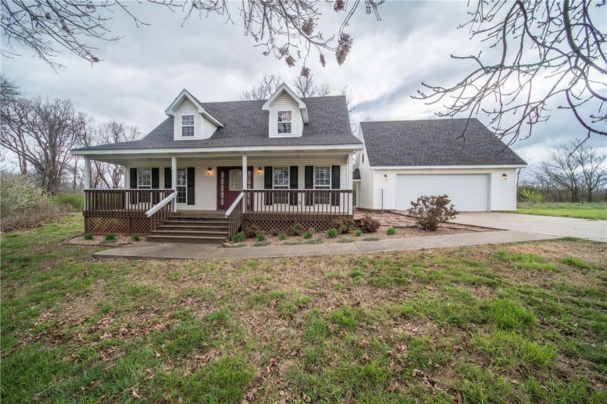 Charming home on 2.59 acres, backing up to 153 acres owned by Springdale Water for a wooded private feel and adjacent to 67 acres owned by the State of AR police training academy, yet close to shopping, schools and more. The front covered porch creates a relaxing feel with plenty of shade trees out front. This spacious yard has plenty of room for gardens and so much more. The home has 3 nice size bedrooms, an eat in kitchen as well as an additional dining room or it could be a great office space. A great home in an excellent location. New roof and well pump in 2017 and New Heat and Air 2021.
All offers will be contingent upon seller receiving a signed termination from previous buyer.