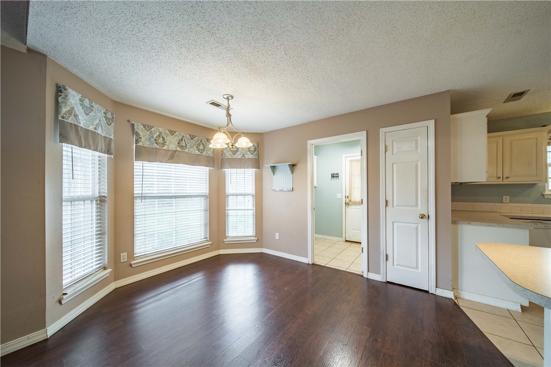 20-18-30-Springdale - Residential