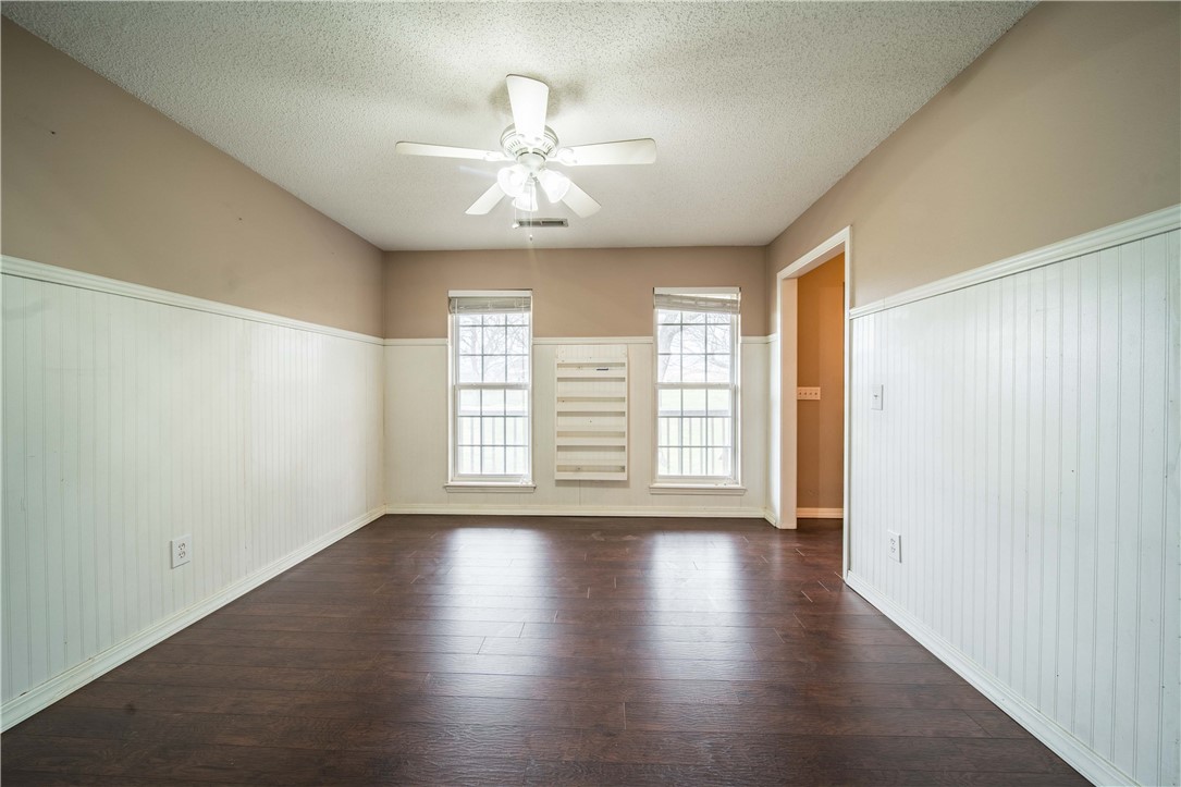 20-18-30-Springdale - Residential