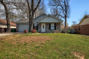 Newly restored home! Features large open living area with eat in kitchen. All new flooring. Features 3 bedrooms and 1 bathroom. Large fenced in back yard with deck. Very short distance to Russellville Highschool and Center for the Arts. Must See!