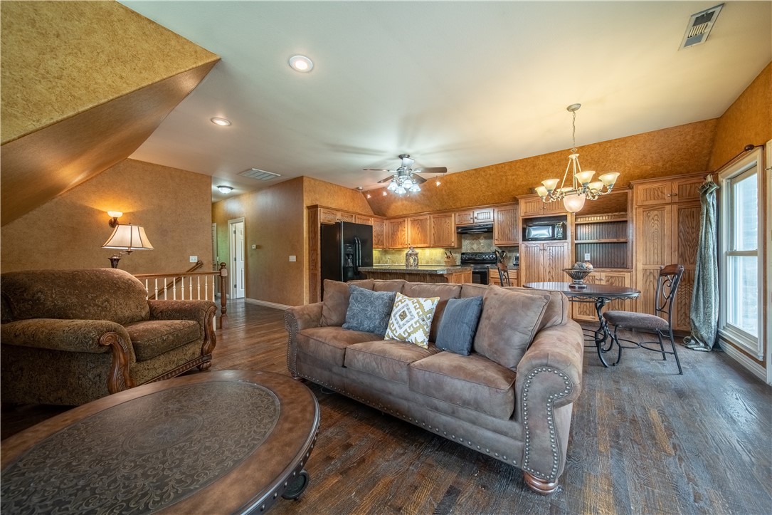 11-19-32 - Residential