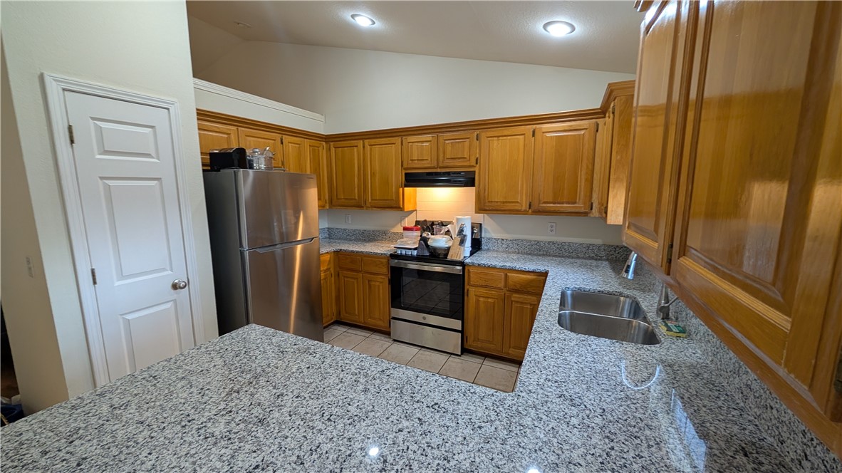 Southfield Sub Ph Ii - Residential Lease