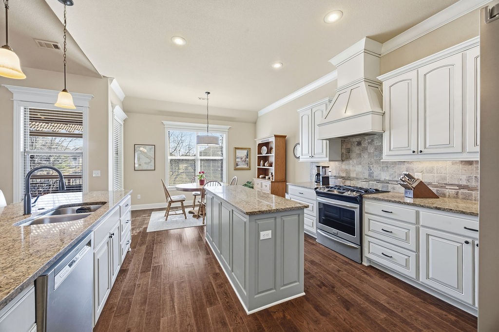 Crescent Lake - Residential