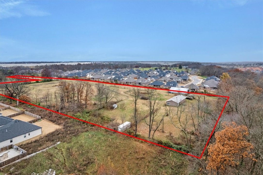 Stagecoach Sub Bentonville - Land