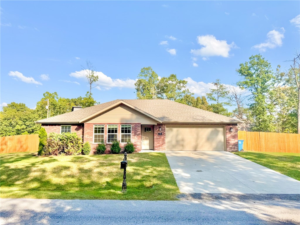 Bright and spacious 3 bed/2 bath home in the heart of Bella Vista, AR. Built in 2022, the home features a master suite with two walk-in closets, kitchen pantry, large bright windows, split floor plan, spacious bedrooms, and a fully fenced .43 acre backyard! Prime location close to major bike trail entrances, Lake Ann, 15 mins to Bentonville, and more! Tenant is responsible for all yard care. $1875/monthly rent and $1875/security deposit. 1 year lease. One pet negotiable with additional pet deposit.