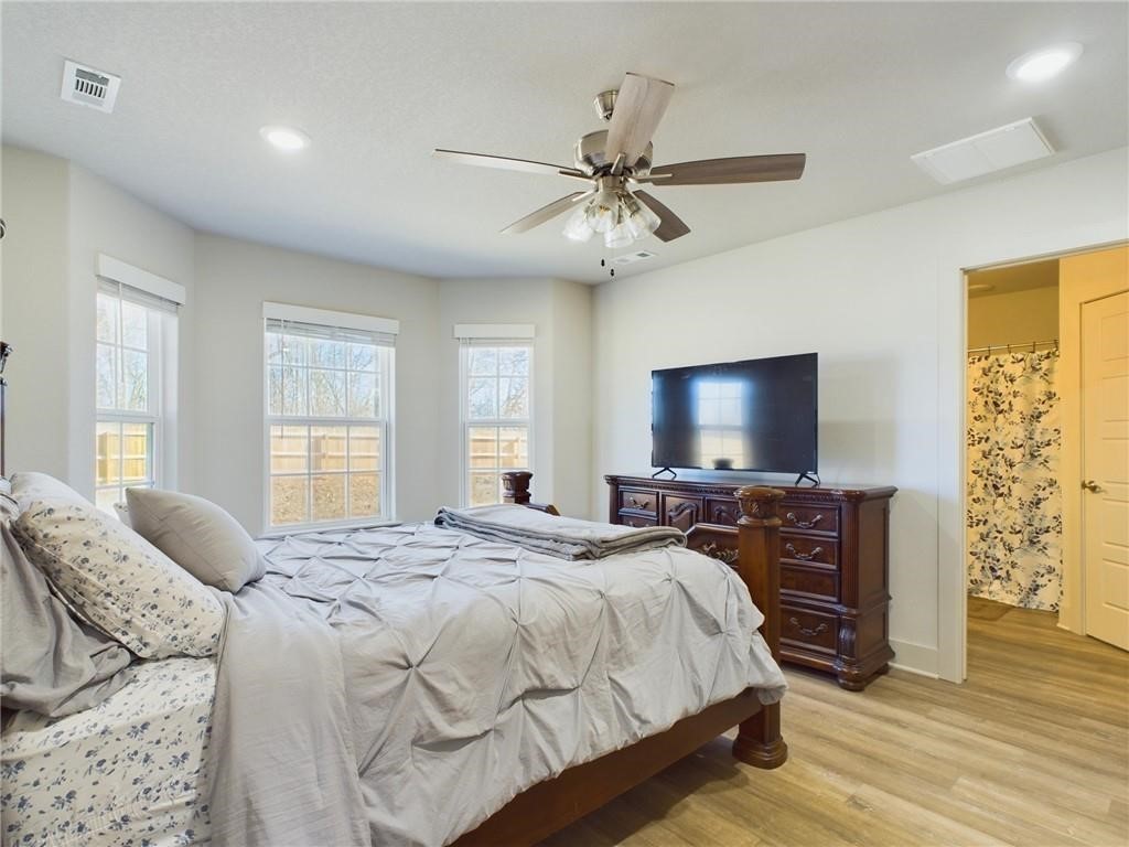 North Riding Sub Bvv - Residential Lease