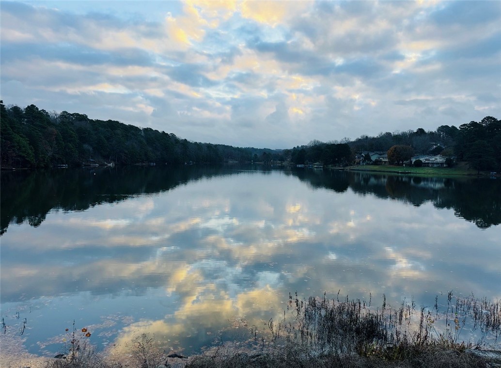 Shakespeare Courts Bvv - Residential