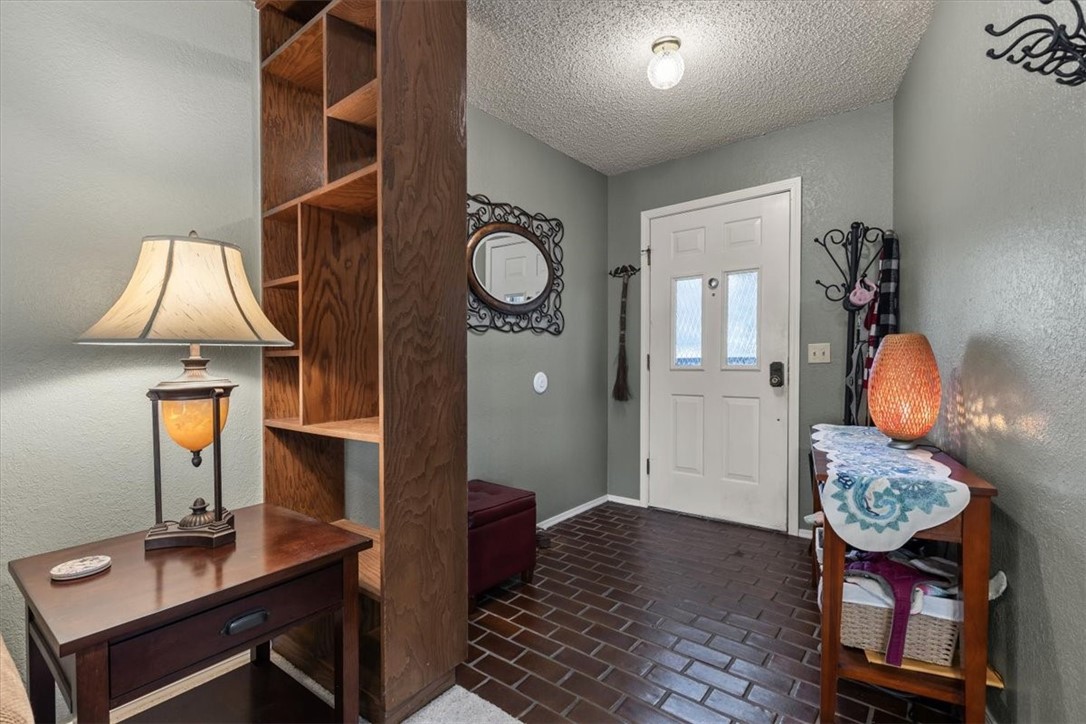 Shakespeare Courts Bvv - Residential