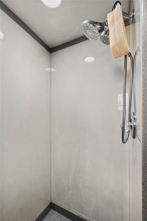 Whispering Timbers Ph 4 Rogers - Residential