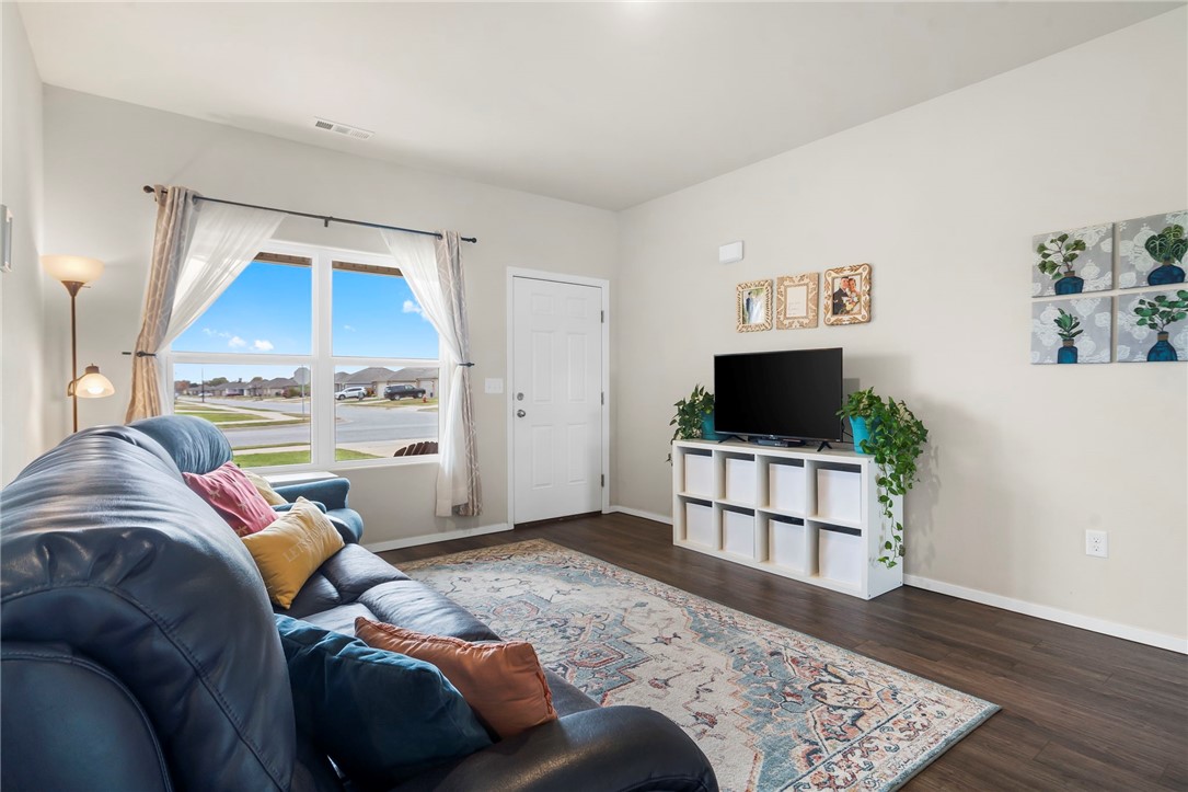 Walnut Hill Sub Ph I Pea Ridge - Residential