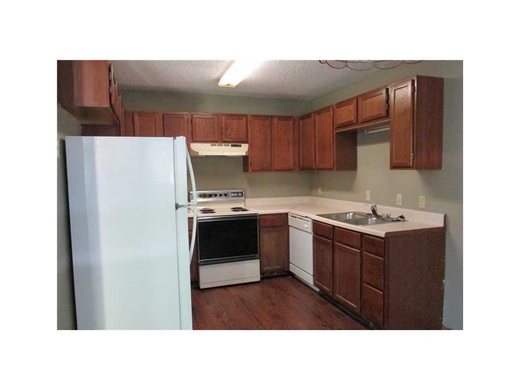 city - Residential Lease