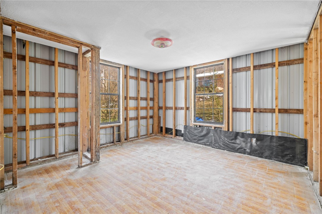 Mt Burg - Residential