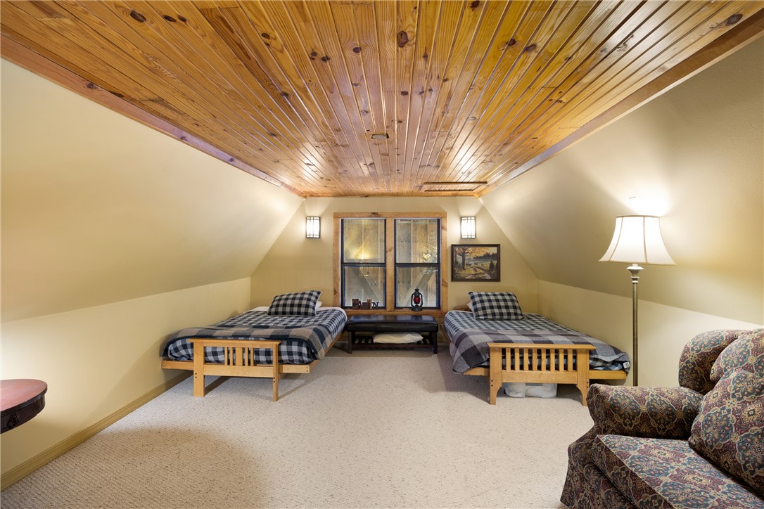 32-06-18 RURAL METES & BOUNDS - Residential