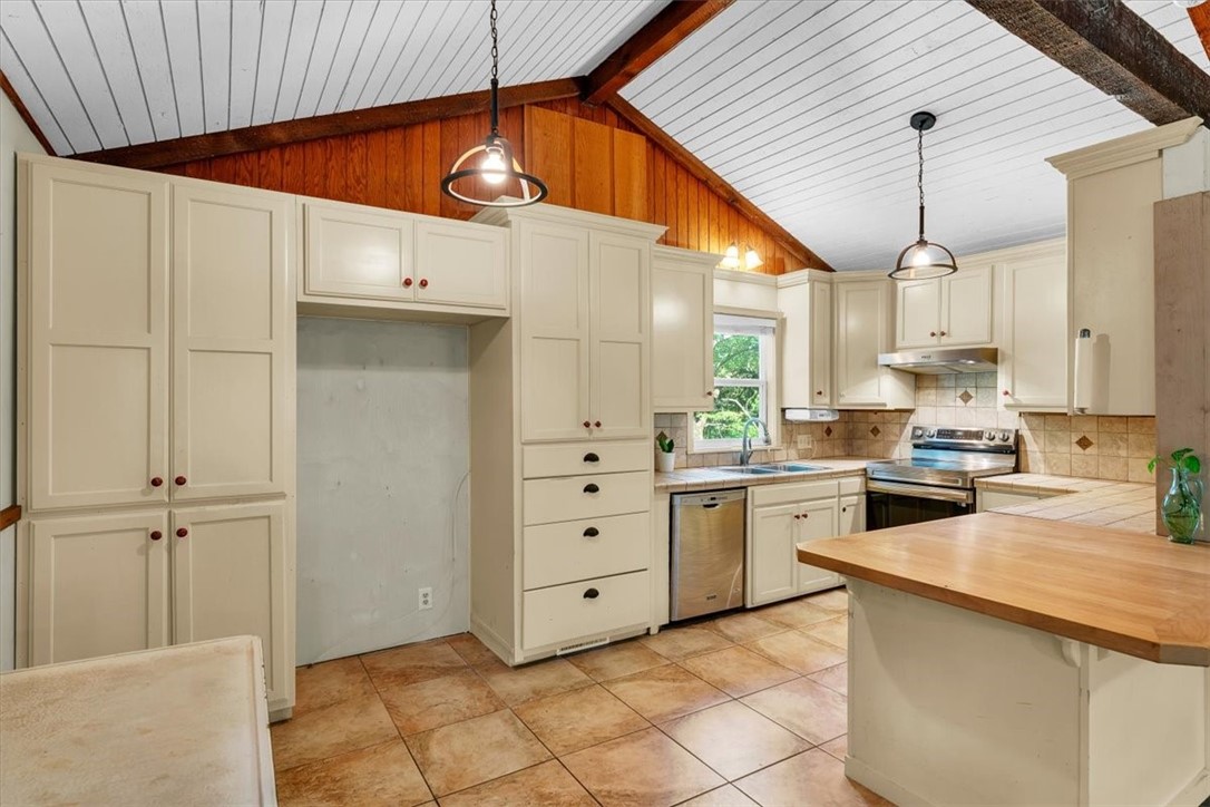 Wooded Hollow Estates - Residential