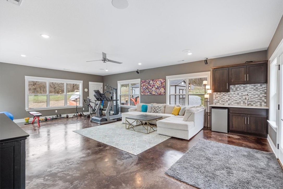 15-17-29 - Residential