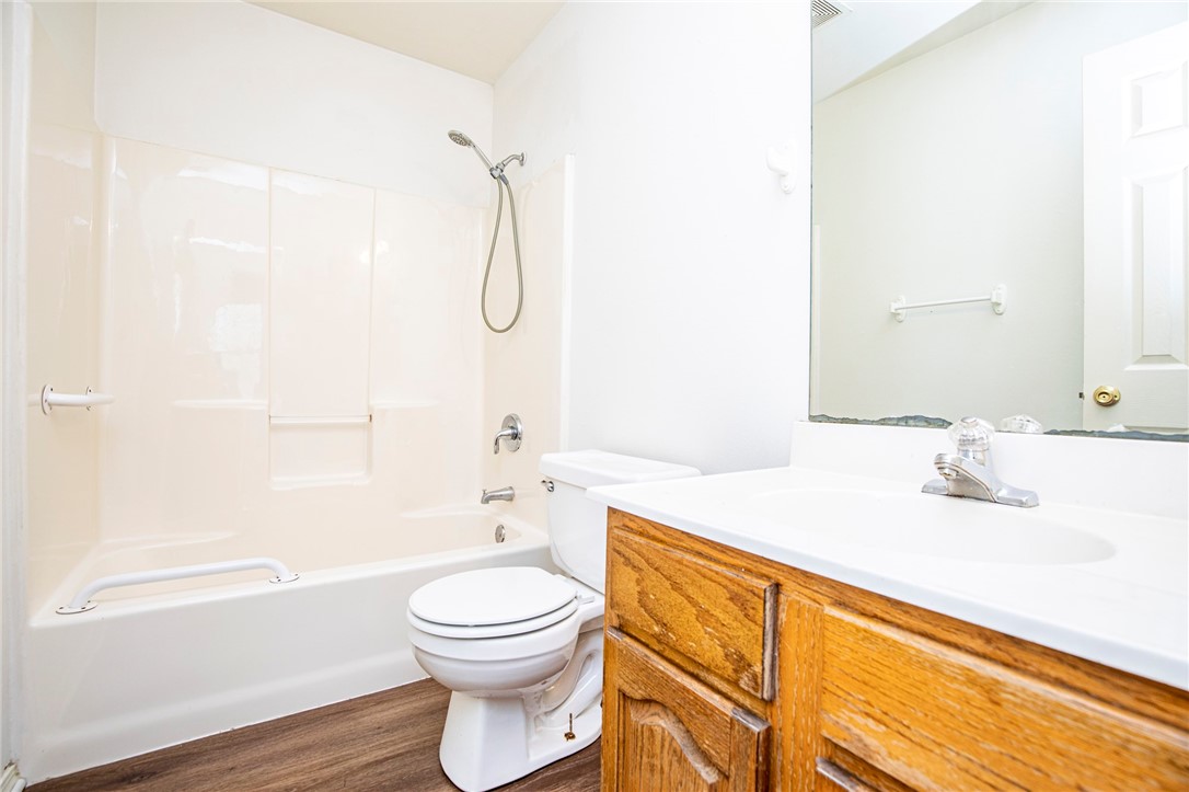 rogers - Residential Lease