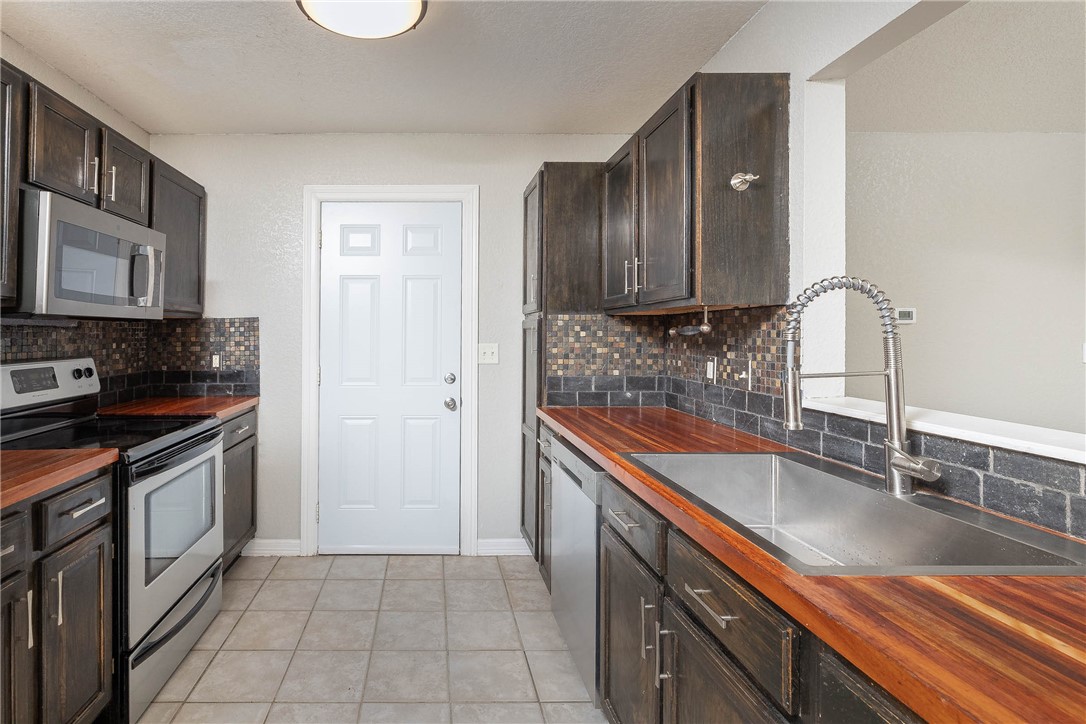 David Lyle Village Ph Ii - Residential