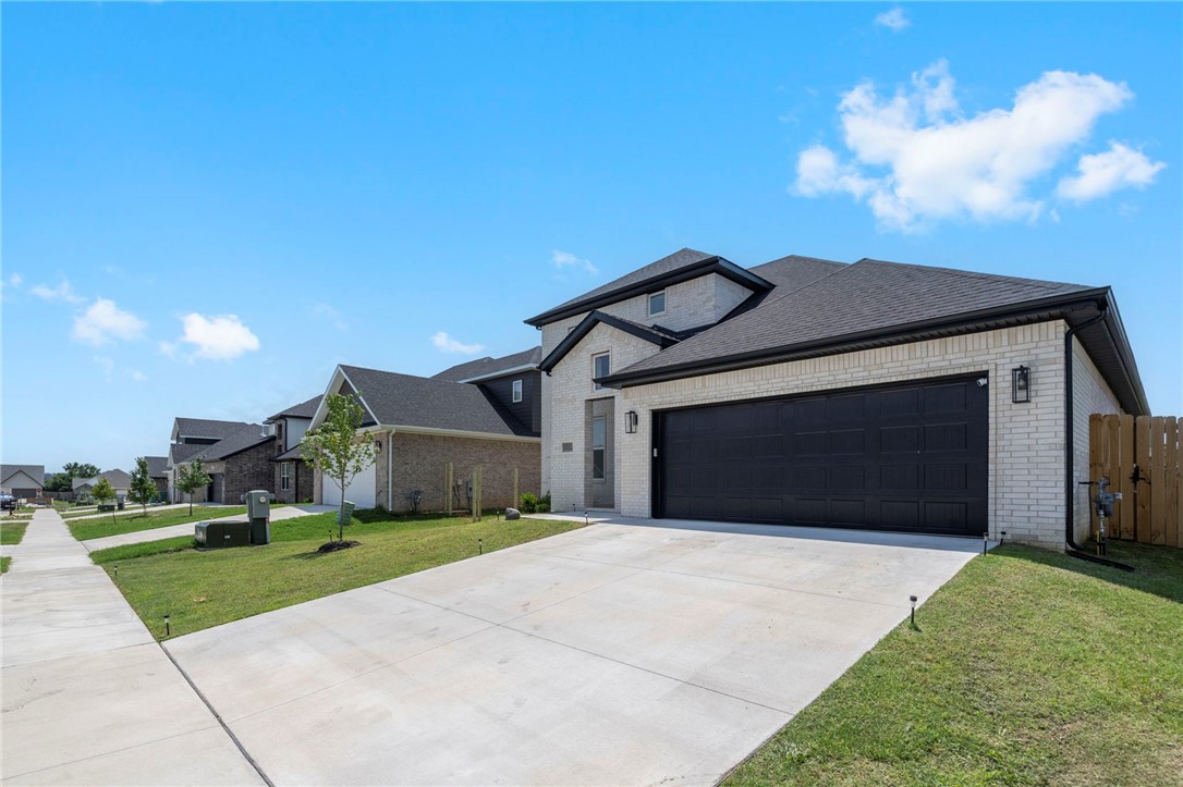 Annika Estates Ph Ii Centerton - Residential