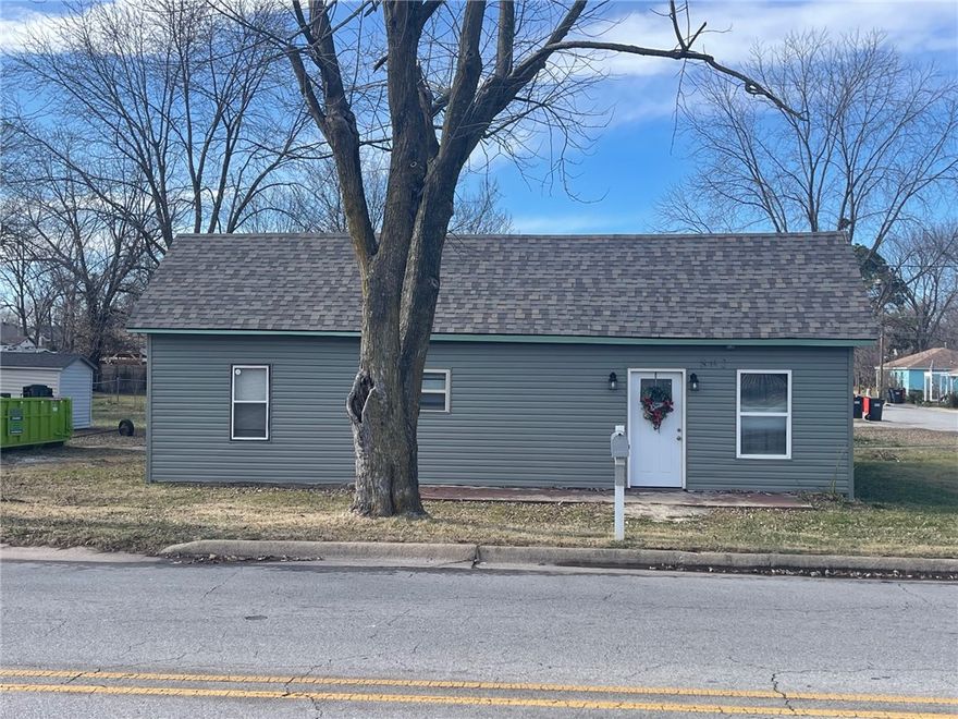 Seller Offering $5,000 towards closing costs. Remodeled Home, 4 bedrooms, 2 Bath, New roof in July 2025, plumbing, electrical, sheetrock, paint, Furnace, Flooring, Hop on the razorback Greenway across the street and be in downtown in a couple minutes, Great location, near everything, the hospital, schools, etc. Oversized back yard may allow for a split lot or carriage house on the same parcel. Vacant. Motivated Seller.