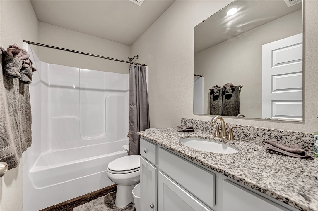 Willow Creek Ph 1 Rogers - Residential Lease