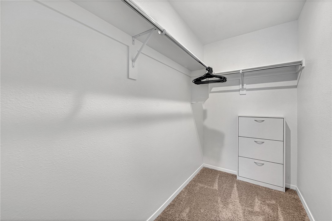 Willow Creek Ph 1 Rogers - Residential Lease