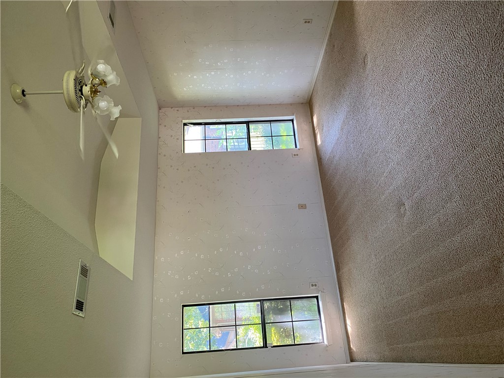 Vista North Iii - Residential