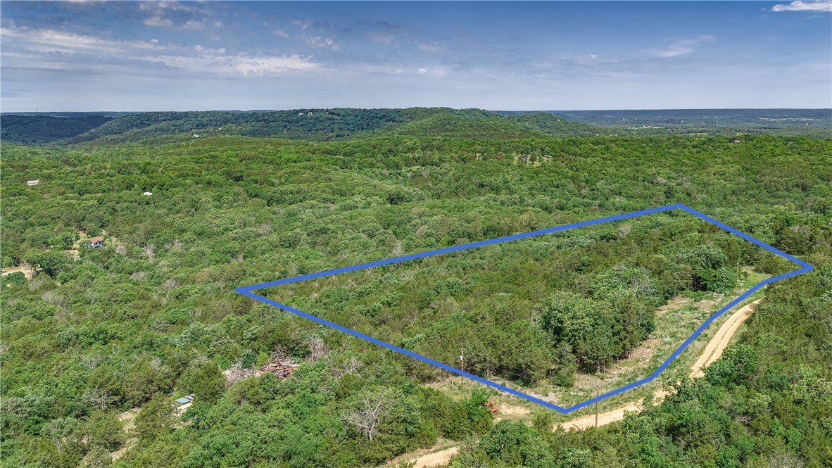 Huckleberry Point - Land