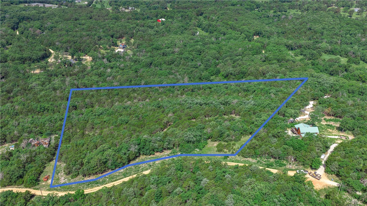 Huckleberry Point - Land